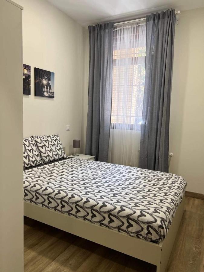 Apartamento Pradalongo Madrid Exterior foto